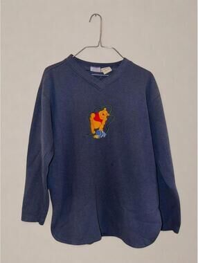 Vintage Winnie the Pooh embroidered long sleeve sweatshirt 🍯💙